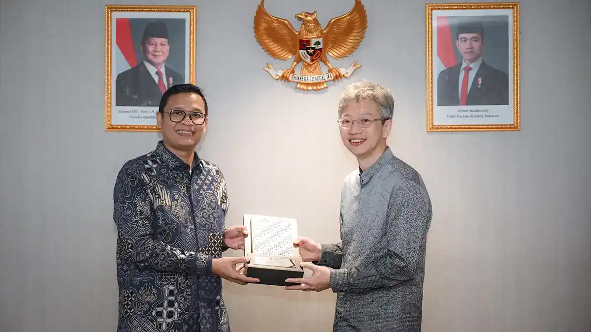 Temui Duta Besar China, Dirjen Pajak Bahas Pertukaran Data dan Coretax