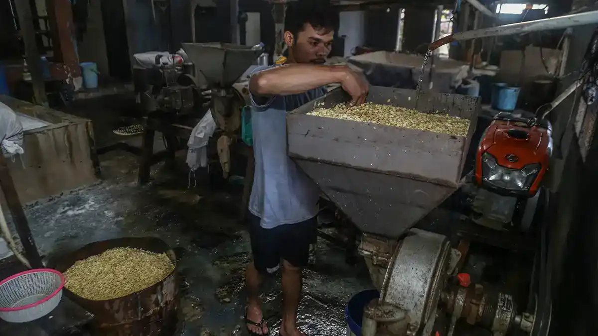 Salurkan KUR Rp131,84 Triliun, Airlangga: 60% Masuk Sektor Produktif